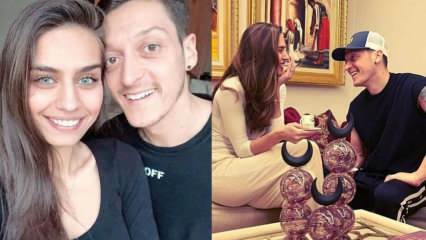 La condivisione che eccita Mesut Özil e sua moglie Amine Gülşe!