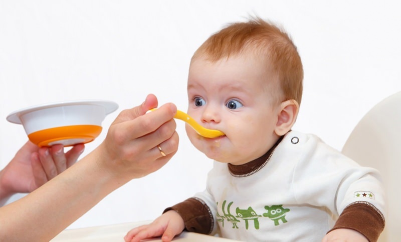 Cosa viene nutrito dai bambini a colazione? Cosa dovrebbe essere nella colazione per bambini?